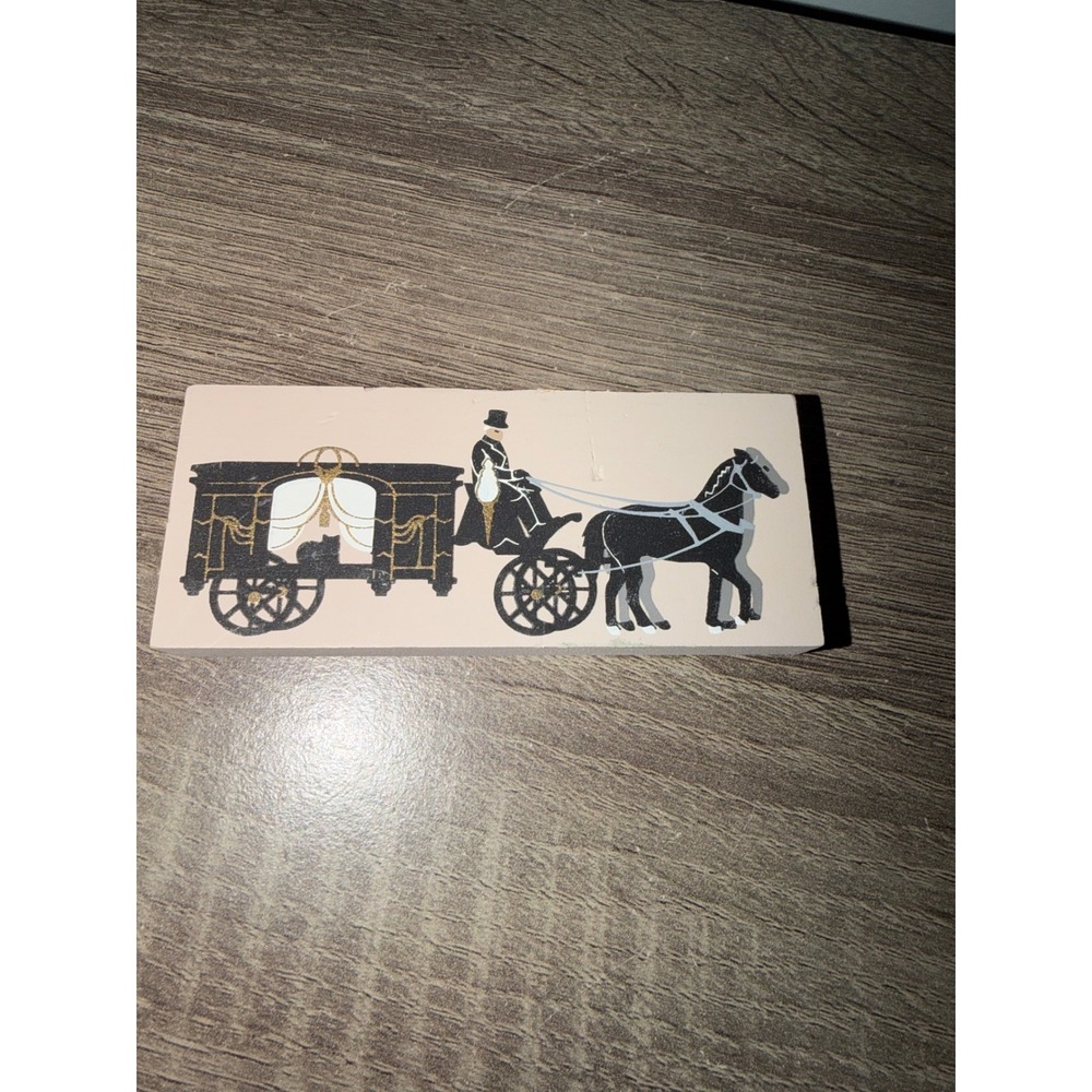 1995 The Cats Meow Horse & Carriage Wood Shelf Sitter Village Faline 95 Vintage